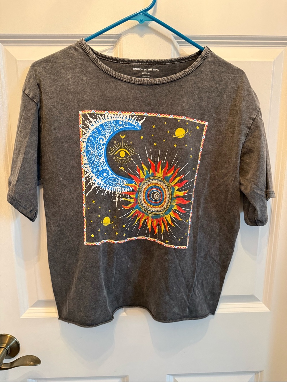 Graphic Sun & Moon Women's Tee - Gray